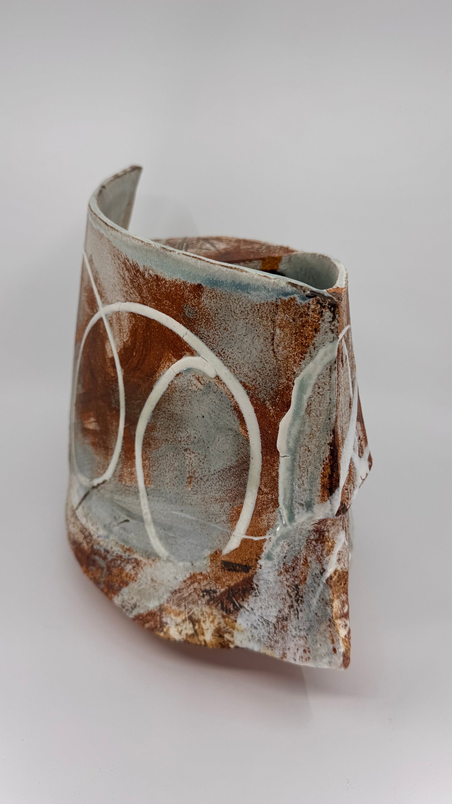Fragmented Spiral Vessel