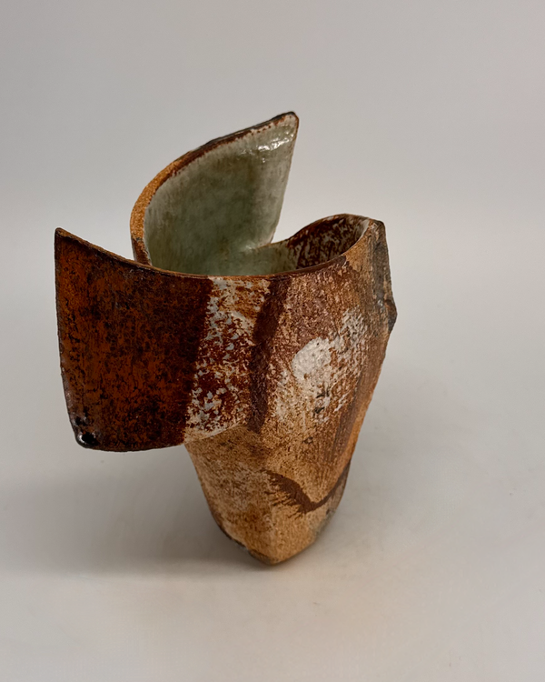 Fragmented Vessel VI