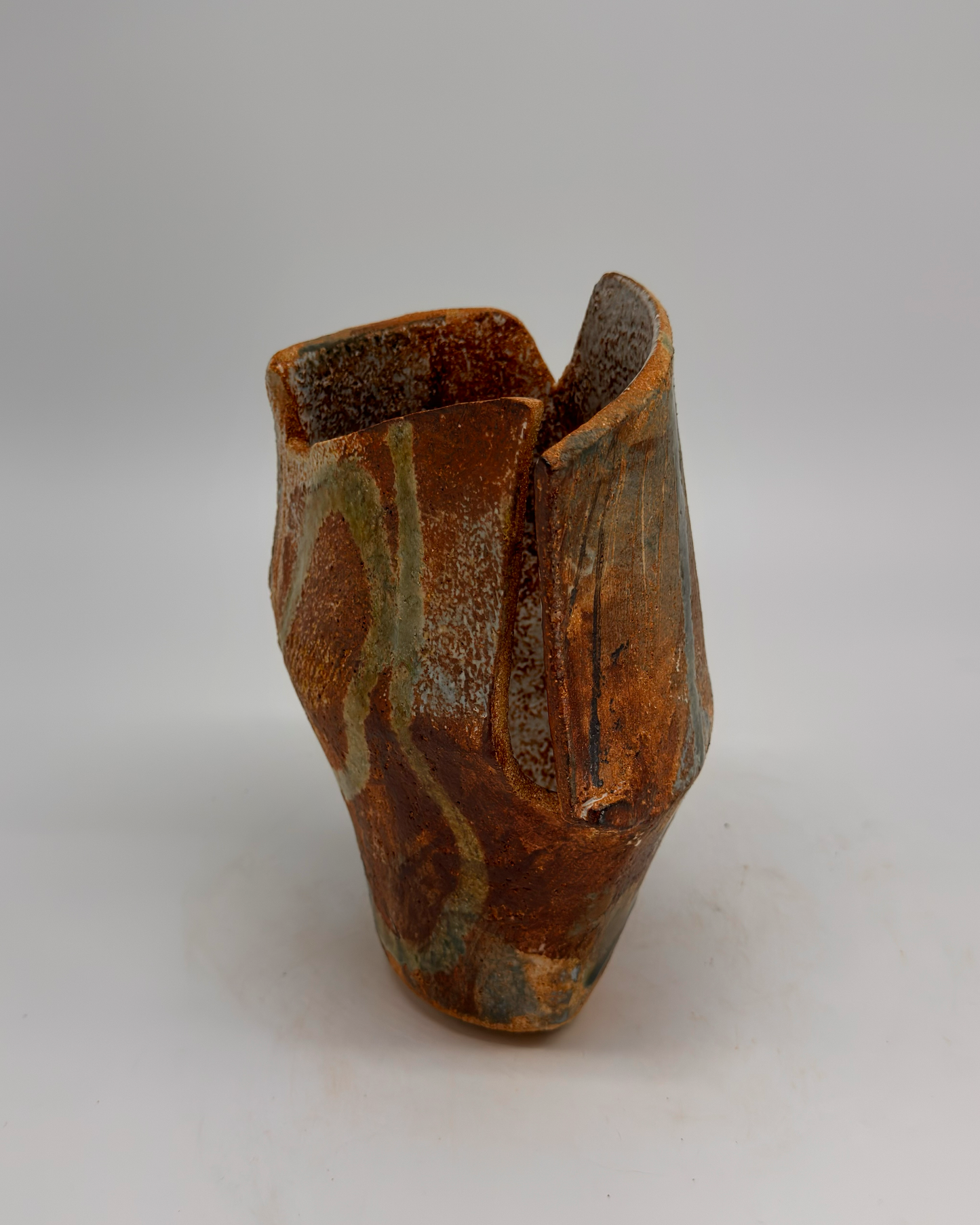 Fragmented Vessel IV