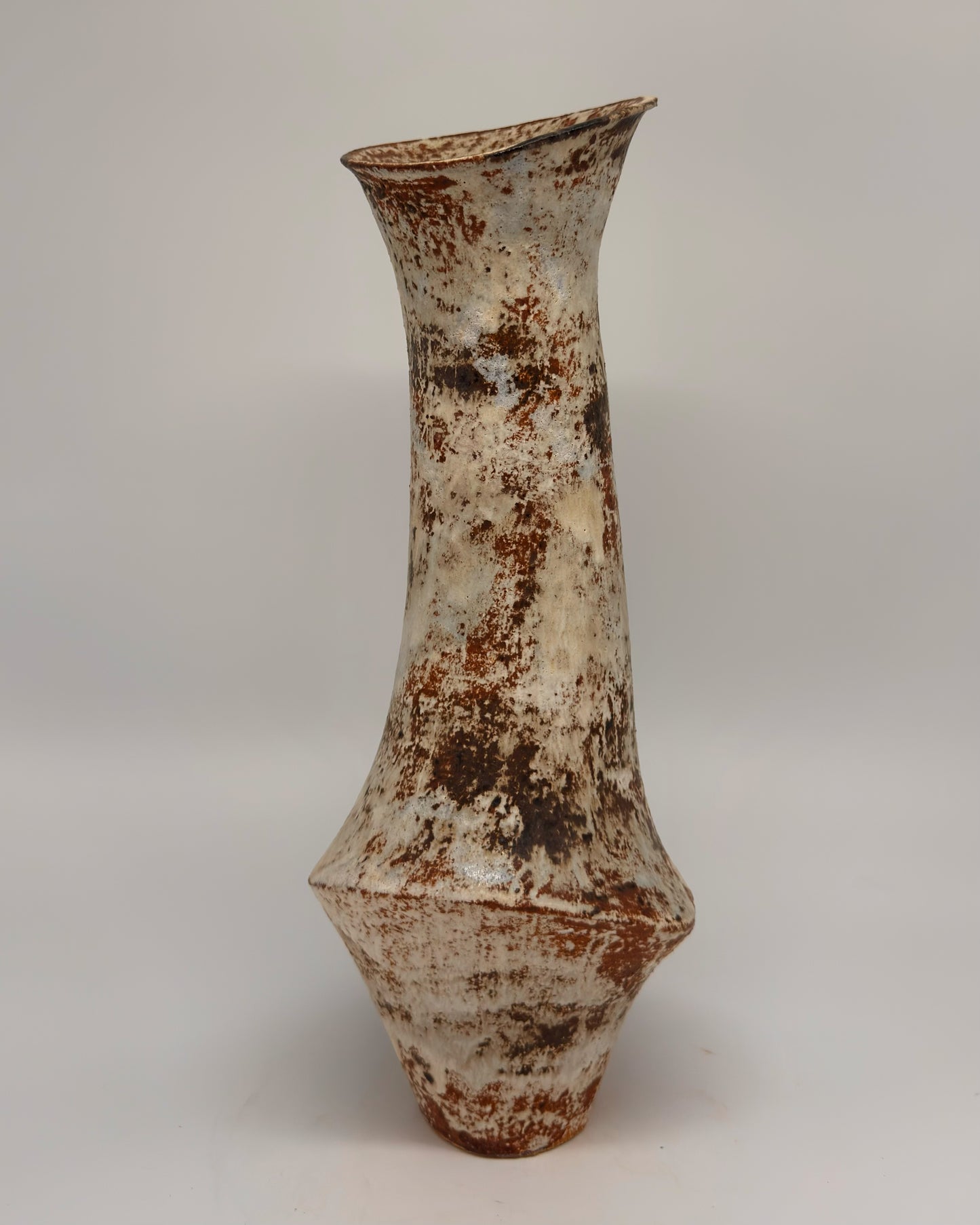 Leaning Form I