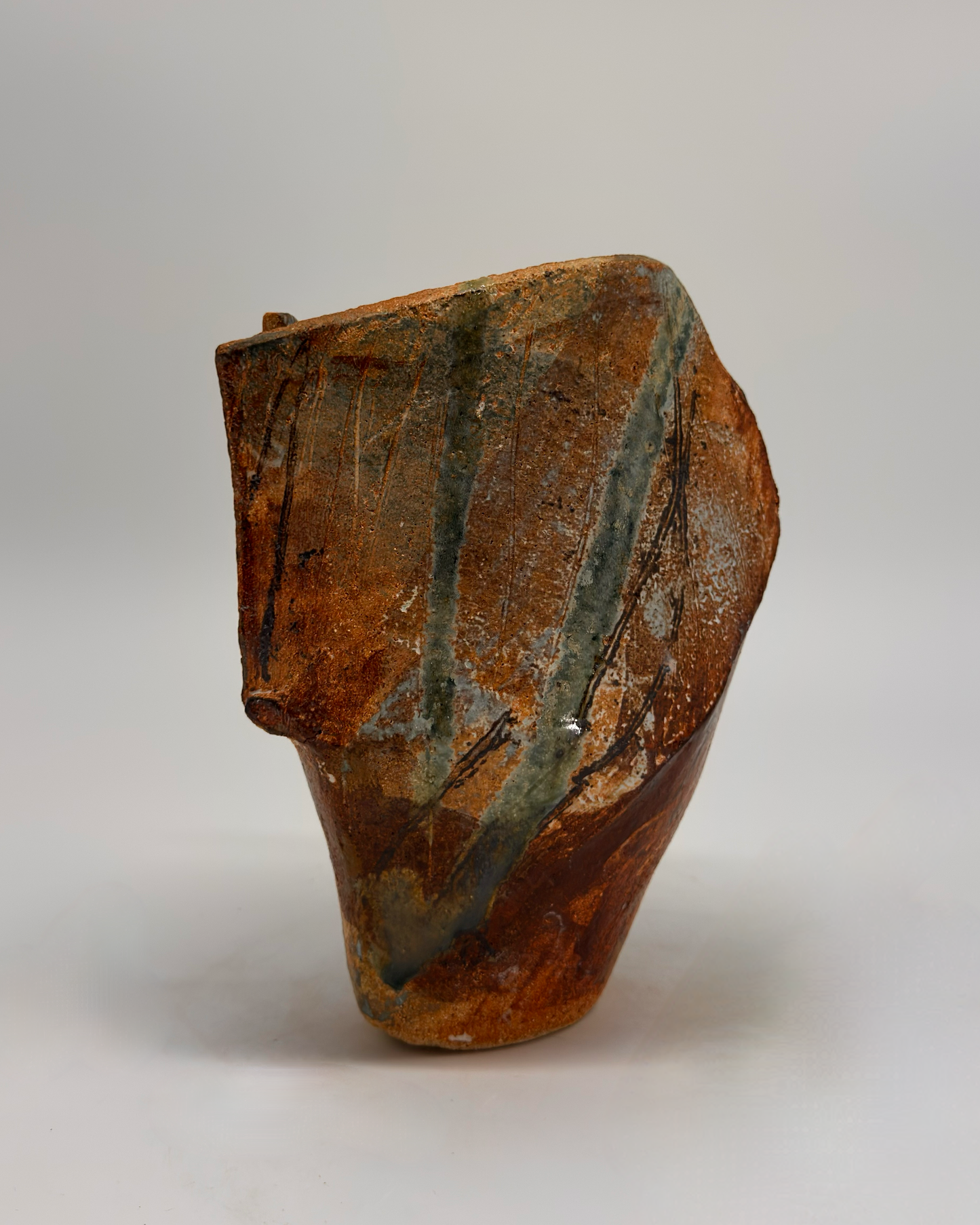 Fragmented Vessel IV