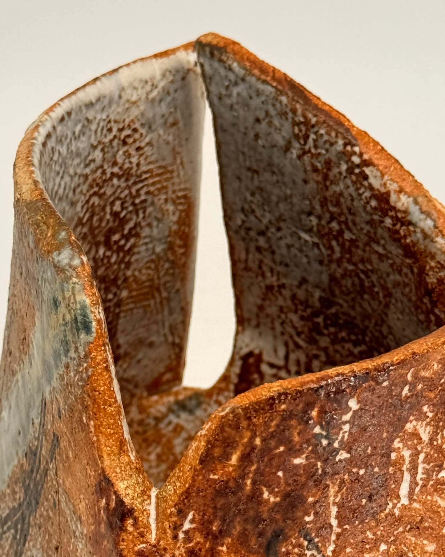 Fragmented Vessel IV