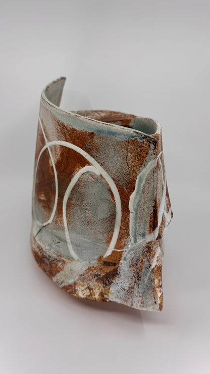 Fragmented Spiral Vessel