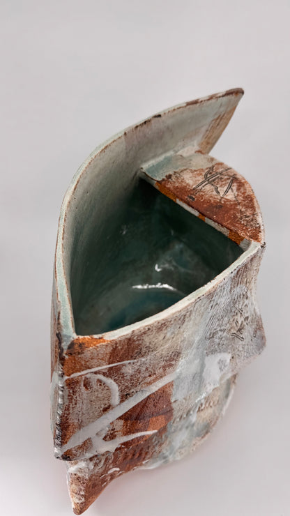 Fragmented Spiral Vessel
